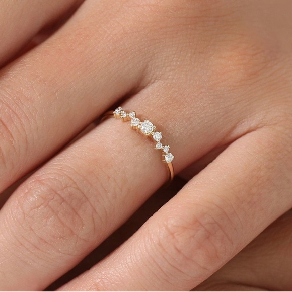 SOLD - Beautiful Galaxy diamond engagement ring & tiny wedding band - US 4.75 - Picture 1 of 5